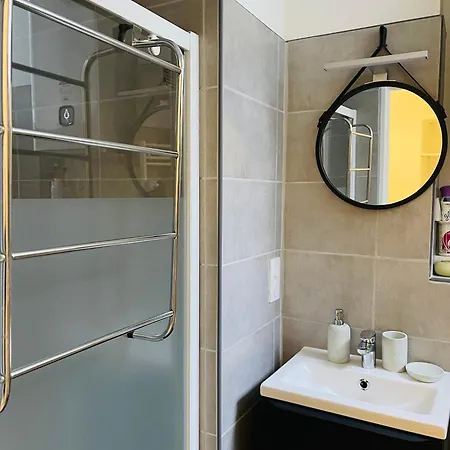 Apartment Le Caubous Plein Centre Calme Avec Et Cuisine Equipee Bagneres-de-Bigorre