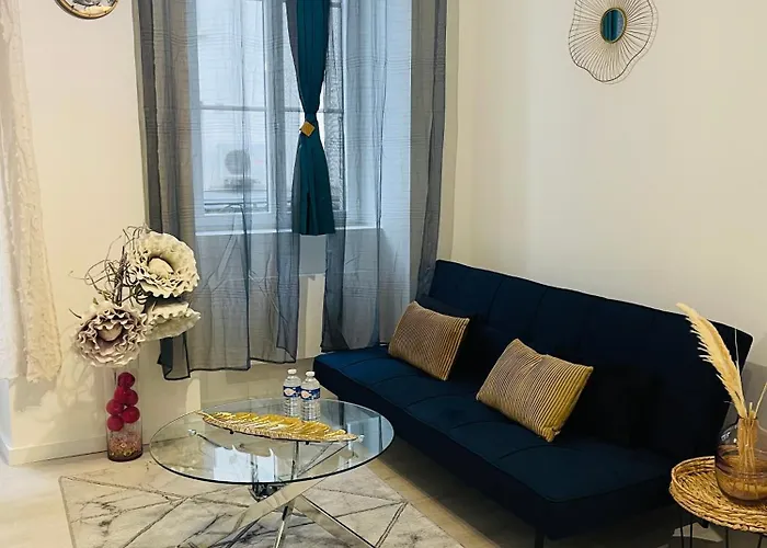 Le Caubous Plein Centre Calme Avec Et Cuisine Equipee アパート