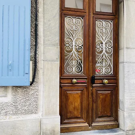 Le Caubous Plein Centre Calme Avec Et Cuisine Equipee Apartmán *