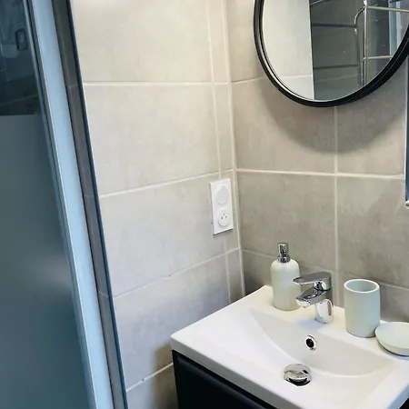 Le Caubous Plein Centre Calme Avec Et Cuisine Equipee Apartmán Bagnères-de-Bigorre