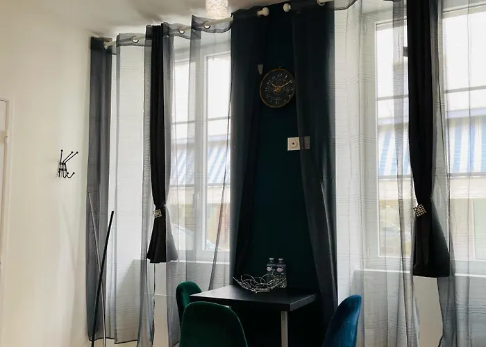 Appartement Le Caubous Plein Centre Calme Avec Et Cuisine équipée Bagnères-de-Bigorre