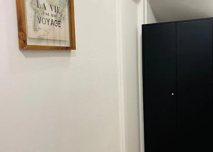 Le Caubous Plein Centre Calme Avec Et Cuisine Equipee Bagnères-de-Bigorre